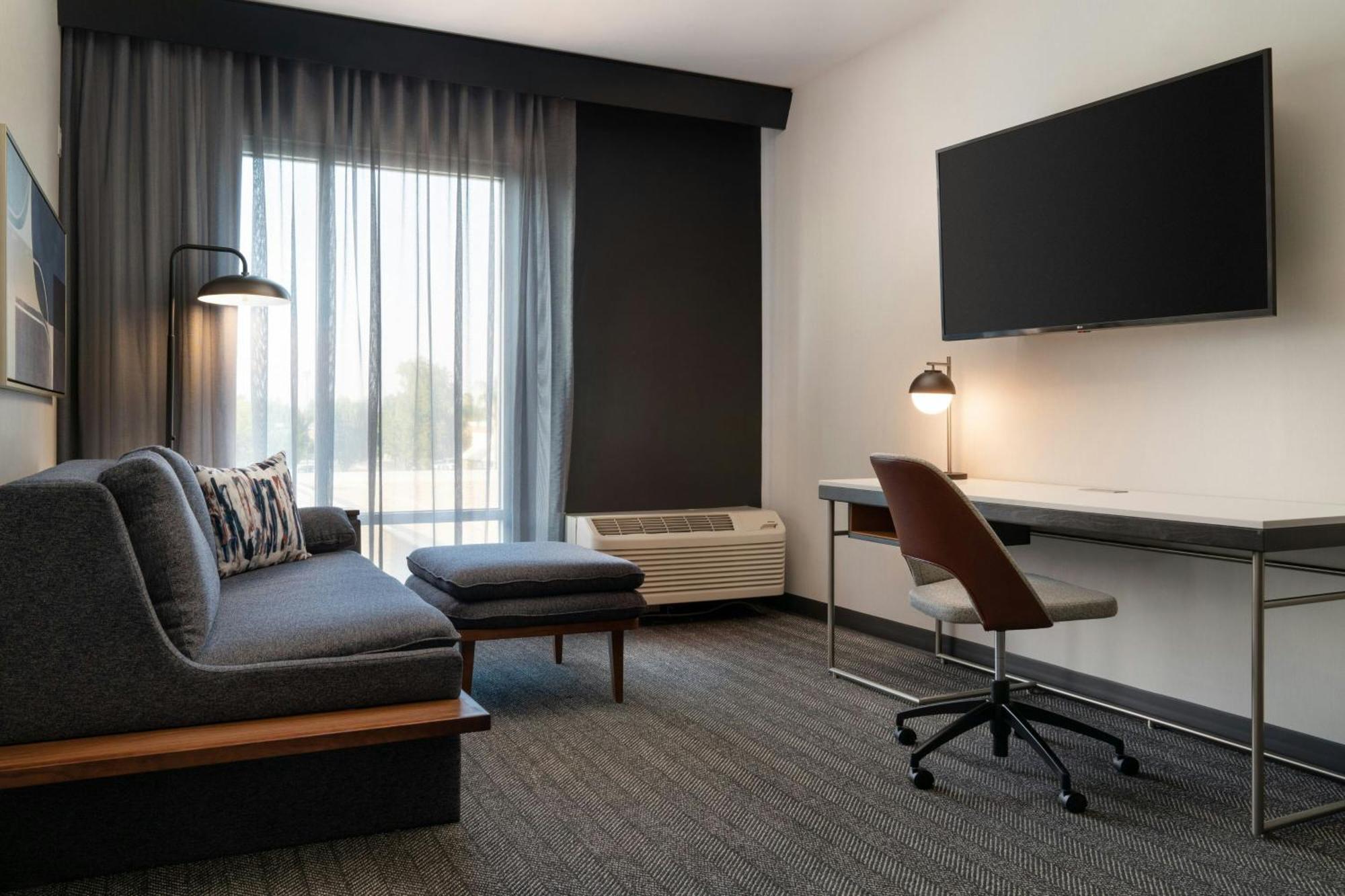 Courtyard By Marriott Fresno Clovis Hotell Eksteriør bilde