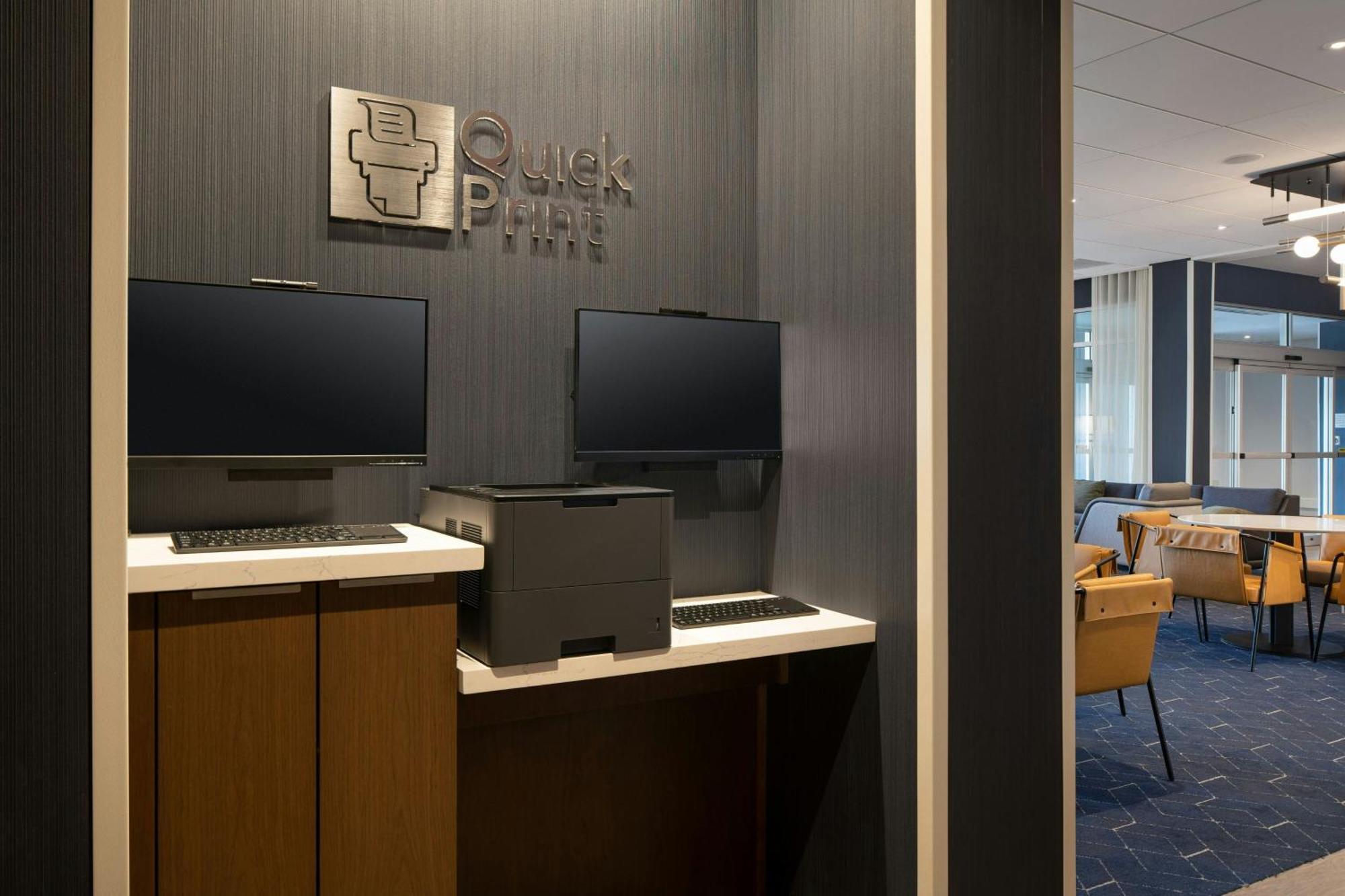 Courtyard By Marriott Fresno Clovis Hotell Eksteriør bilde